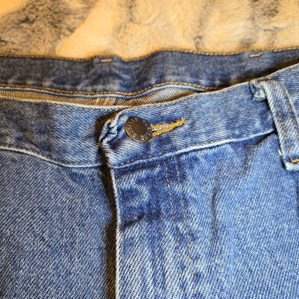 Rustler Jean - Picture 3 of 5